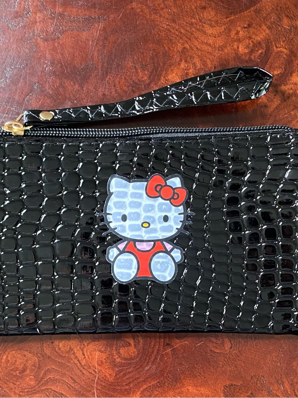 Hello Kitty Pink Tumbler & Two Hello Kitty Pouches - Picture 6 of 7